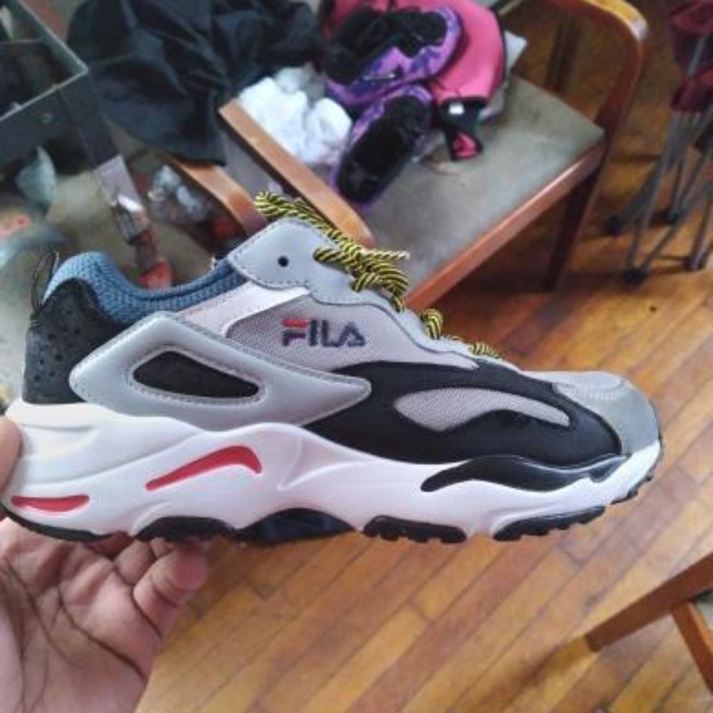 Fila Ray Tracer size 5.5